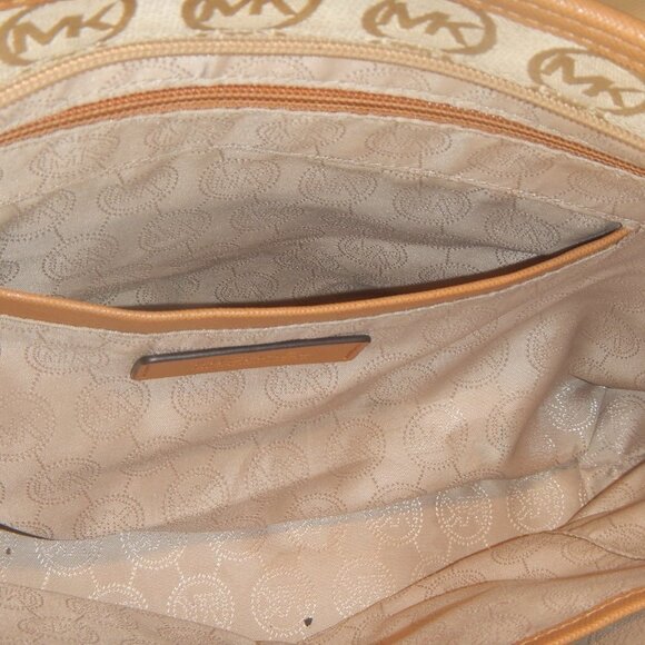 Michael Kors Canvas Signature Shoulder Bag. - Picture 7 of 11